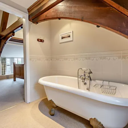2 Bed In Ambleside Oc-95914 *
