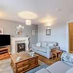 2 Bed In Ambleside Oc-95914 *